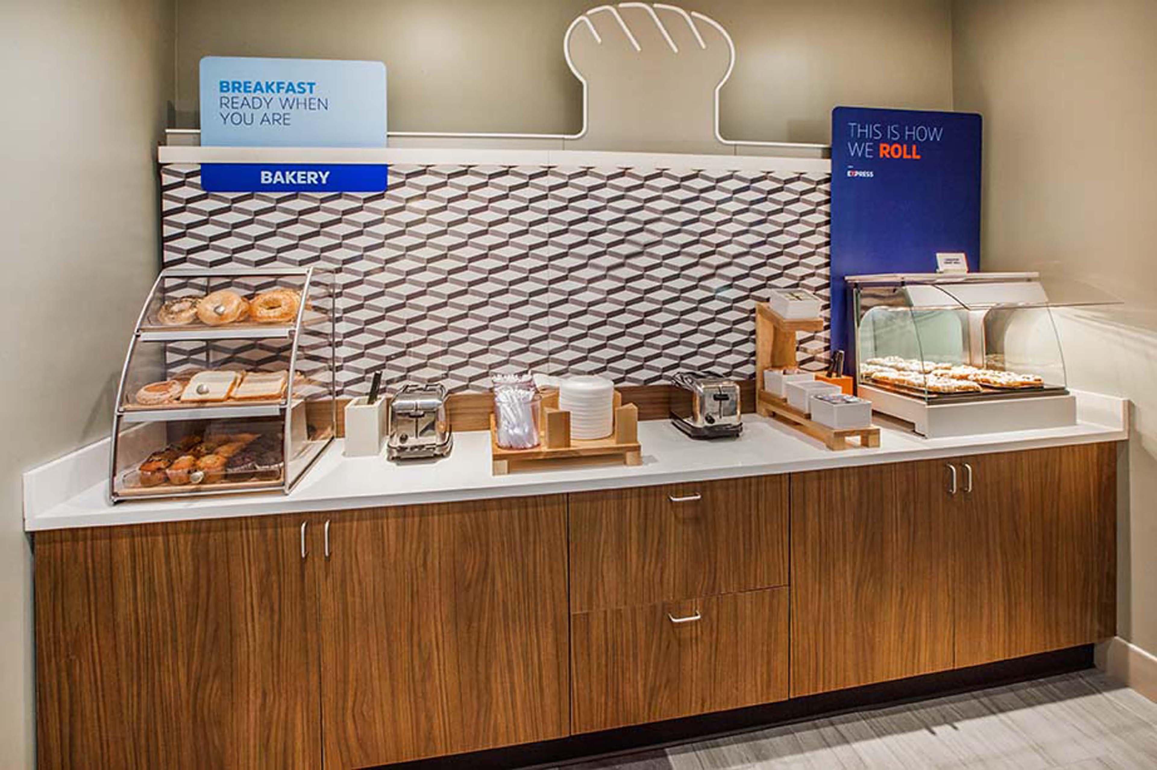 Holiday Inn Express Hotel & Suites Kennesaw Northwest - Acworth By Ihg Екстериор снимка