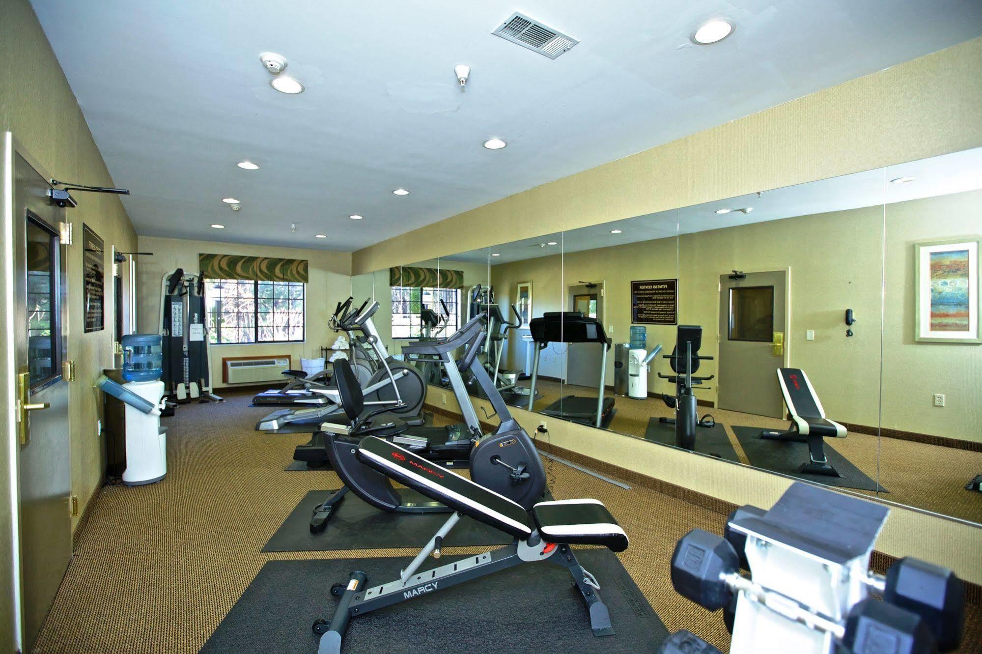 Holiday Inn Express Hotel & Suites Kennesaw Northwest - Acworth By Ihg Екстериор снимка