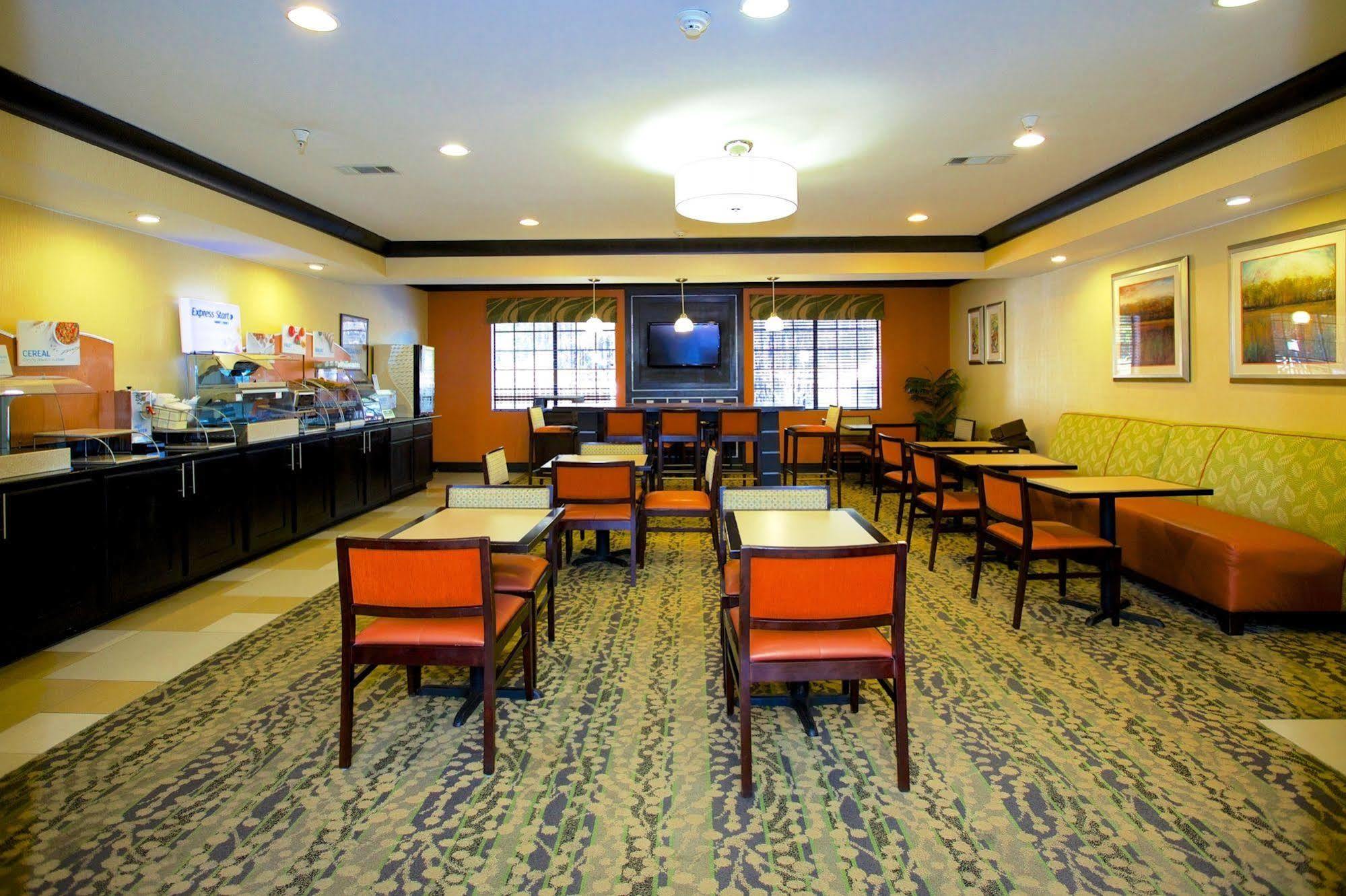 Holiday Inn Express Hotel & Suites Kennesaw Northwest - Acworth By Ihg Екстериор снимка